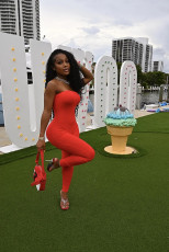 Solid Off Shoulder Strapless Tight Jumpsuits HMS-5493