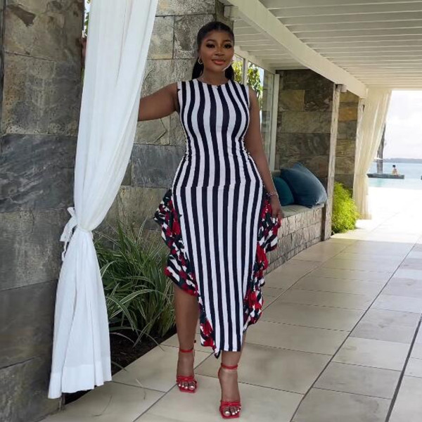 Plus Size Stripe Patchwork Print Sleeveless Maxi Dress NY-10625