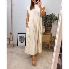 Plus Size Solid Color Pleated Loose Maxi Dress GMAN-28011