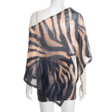 Print Slash Shoulder Tops Mini Skirts 2 Piece Set GDSF-D25ST507