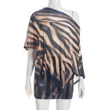 Print Slash Shoulder Tops Mini Skirts 2 Piece Set GDSF-D25ST507