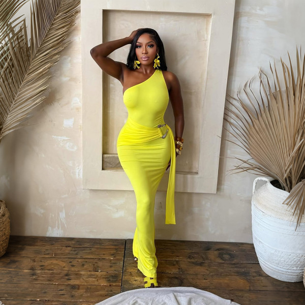 Slingle Shoulder Solid Color Bodycon Dress CYA-902279