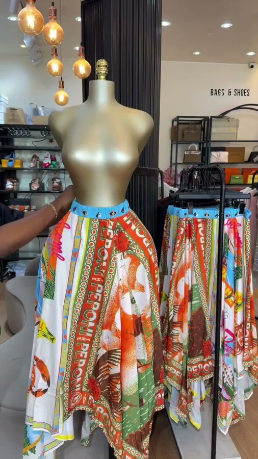 Print Irregular Loose Half Body Skirt GCNE-75310
