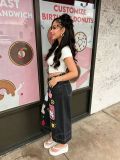 Cartoon Puppy Embroidered Cropped Jeans GYLN-2606