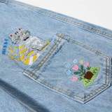 Plus Size Cat-Embroidered Multi-Pockets Jeans GYLN-6334