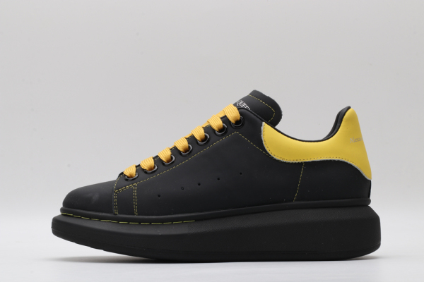 A*exander M*queen Sneaker