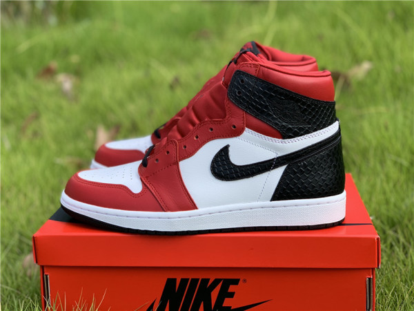 Air Jordan 1 WMNS “Satin Snake” CD0461-601