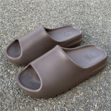 Y*eezy Slide