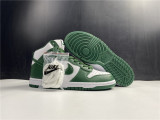 N*ike SB Dunk