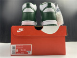 N*ike SB Dunk