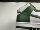 N*ike SB Dunk