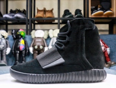 Y*eezy Boost 750 Triple Black