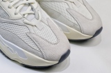 Y*eezy 700 Boost “Analog”
