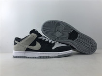 N*IKE SB DUNK LOW TRD