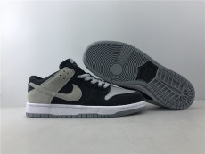 N*IKE SB DUNK LOW TRD
