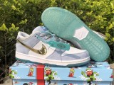 Sean Cliver x Dunk SB Low DC9936-100