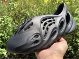 Y*eezy Foam Runner