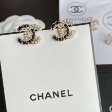  Earrings001