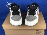 N*ike SB Dunk Low “VX1000 Camcorder” CV1659-001
