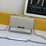 M*ichael  K*ors Top Bag 23*16*10cm