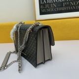 M*ichael  K*ors Top Bag 23*16*10cm