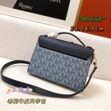 M*ichael  K*ors Top Bag 23*16*9cm