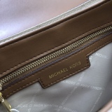 M*ichael  K*ors Top Bag 23*16*9cm