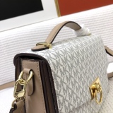 M*ichael  K*ors Top Bag 23*16*9cm