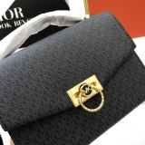 M*ichael  K*ors Top Bag 23*16*9cm