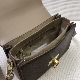M*ichael  K*ors Top Bag 23*16*9cm