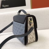 M*ichael  K*ors Top Bag 23*16*9cm