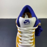 N*ike SB Dunk Low