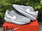 fragment x sacai x N*ike LDWaffle DH2684-001