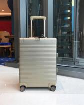 Luggage   ask price on whatsapp