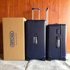 Luggage   ask price on whatsapp