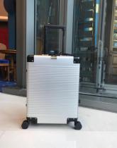 Luggage   ask price on whatsapp