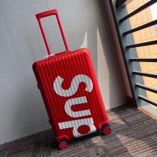 Luggage   ask price on whatsapp