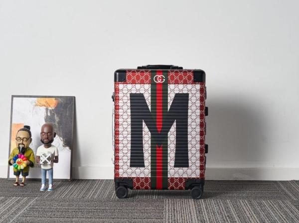 Luggage   ask price on whatsapp