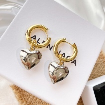 Earrings002