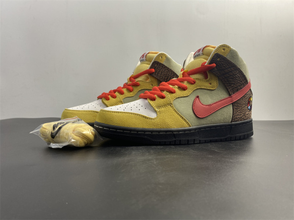 N*ike SB Dunk High CZ2205-700