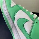 N*ike Dunk Low WMNS “Green Glow” DD1503-105