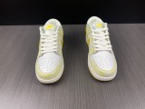 N*ike Dunk SB Low  DM9467-700