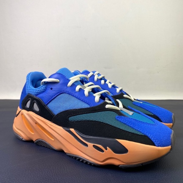 Y*eezy Boost 700 GZ0541