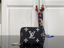L*ouis V*uitton Bag Top Quality  11*8.5*2cm