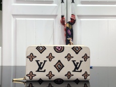 L*ouis V*uitton Bag Top Quality  19.5*10.5*2.5cm