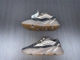 Y*eezy Boost 700 V2 GZ0724