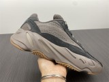 Y*eezy Boost 700 V2 GZ0724