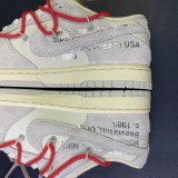 O*ff-W*hite x N*ike Dunk Low