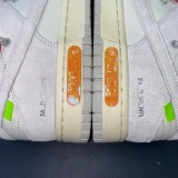 O*ff-W*hite x N*ike Dunk Low