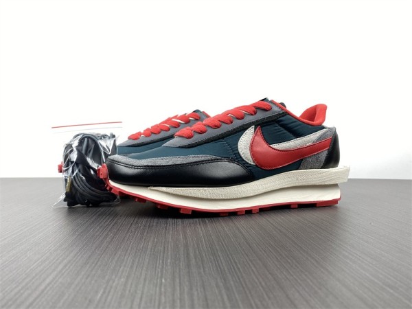 Undercover x Sacai x Nk LDWaffle 2.0